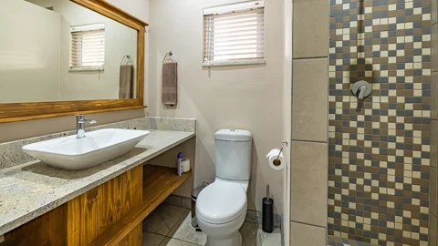 General Accommodation | Misty Mountain