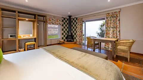 Studio Units | 2 Sleeper | Misty Mountain